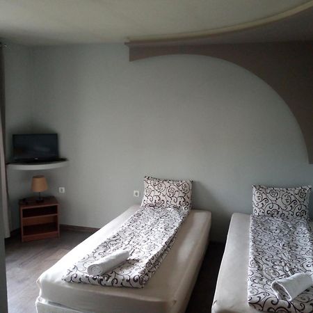 Dariya Guest House ساباريفا بانيا المظهر الخارجي الصورة