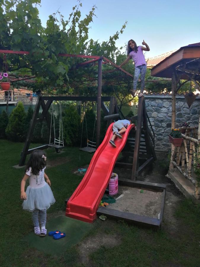 Dariya Guest House ساباريفا بانيا المظهر الخارجي الصورة
